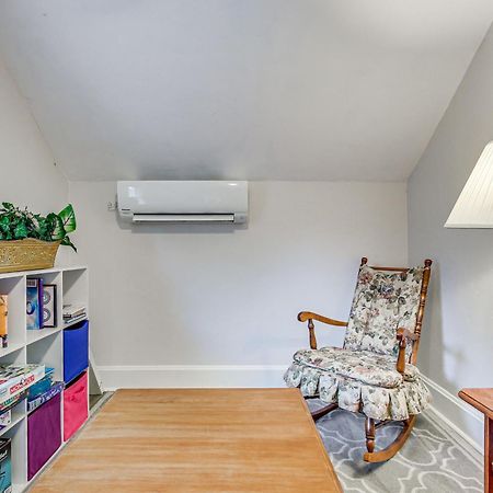 Lavish House With Patio - 2 Blocks To Green Lake! Εξωτερικό φωτογραφία