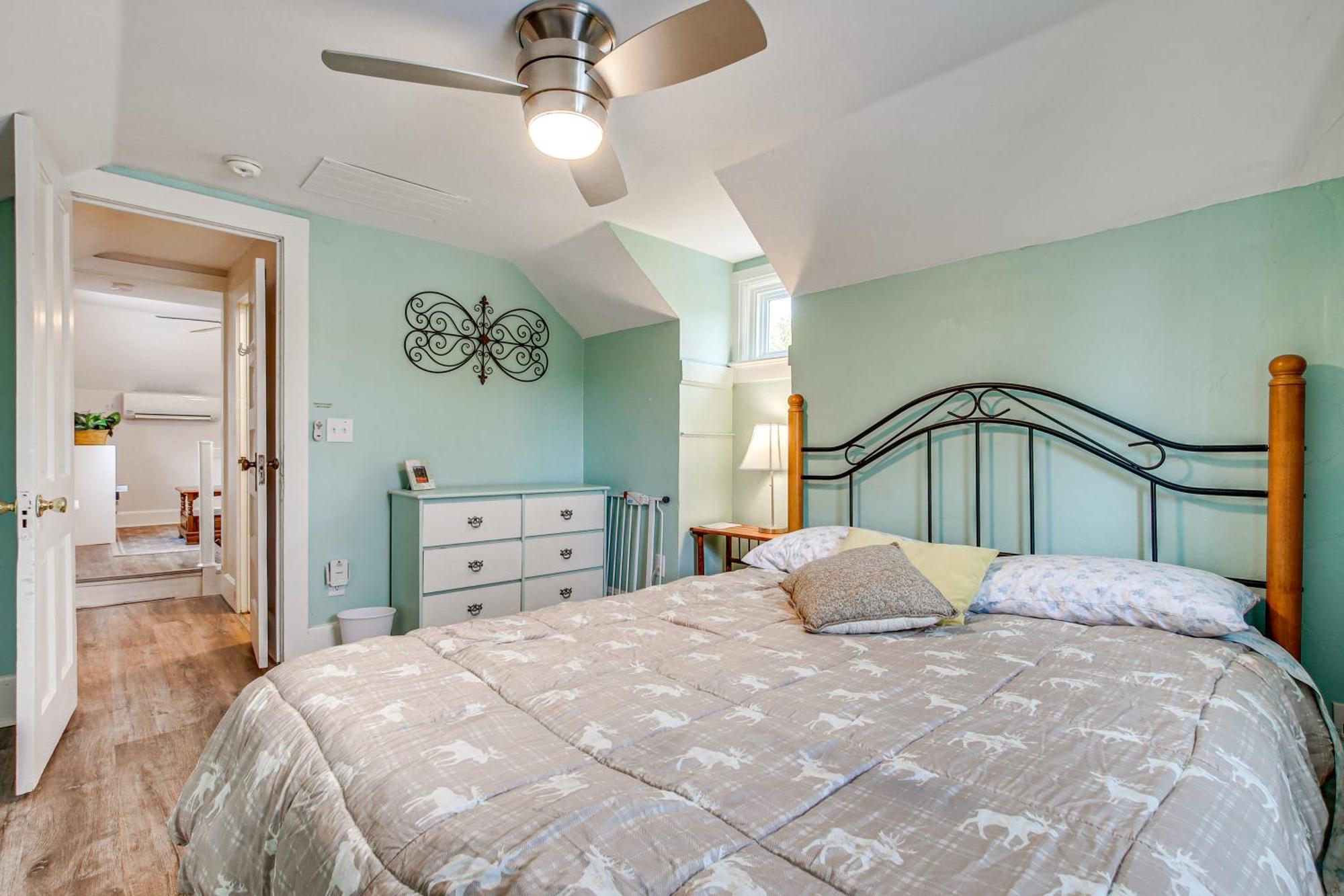 Lavish House With Patio - 2 Blocks To Green Lake! Εξωτερικό φωτογραφία