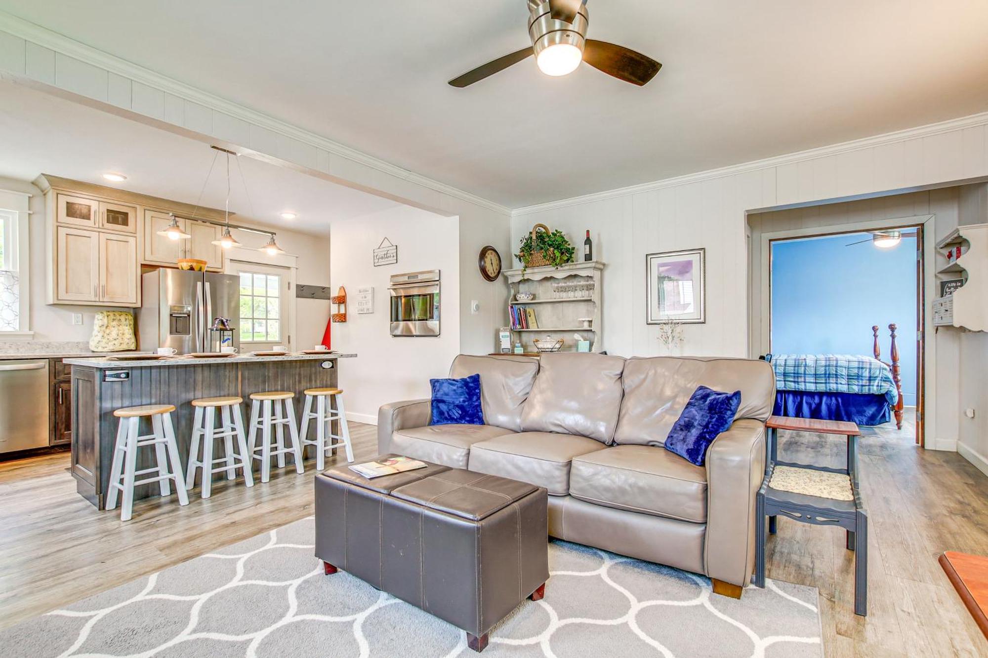 Lavish House With Patio - 2 Blocks To Green Lake! Εξωτερικό φωτογραφία