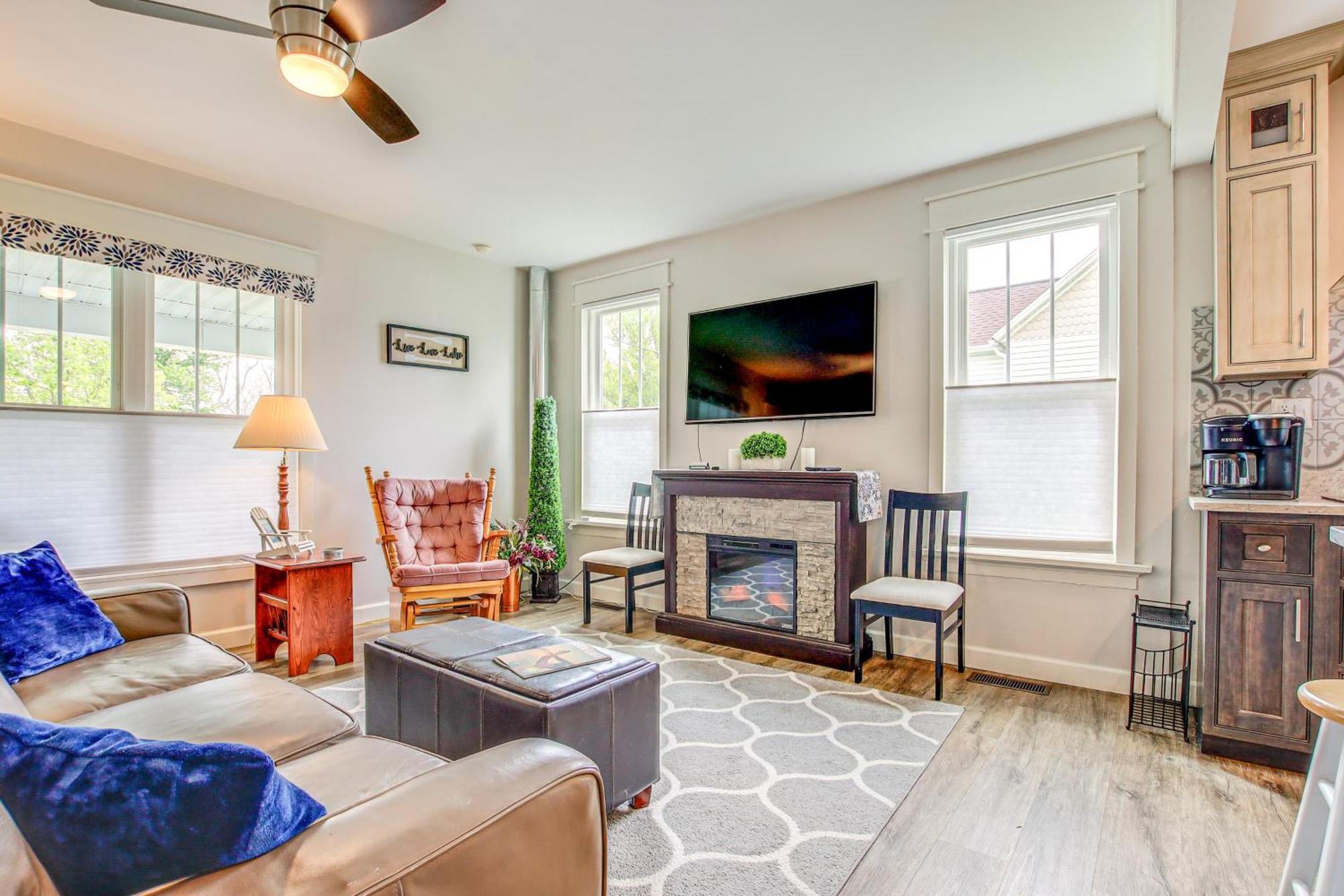 Lavish House With Patio - 2 Blocks To Green Lake! Εξωτερικό φωτογραφία